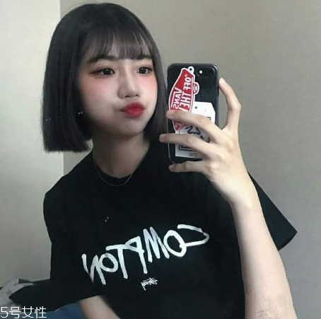 短發(fā)有劉海好看還是沒有劉海好看 短發(fā)有劉海發(fā)型圖片 短發(fā)有劉海好看還是沒有劉海好看 短發(fā)有劉海發(fā)型圖片