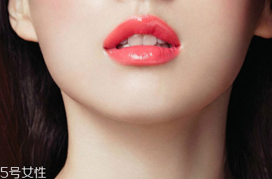 口紅弄到墻上怎么去掉？墻上口紅印怎么去掉？