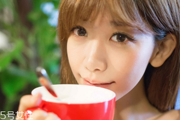 劉海薄點好看還是厚好看 薄劉海和厚劉海的區(qū)別 劉海薄點好看還是厚好看 薄劉海和厚劉海的區(qū)別