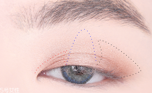 下垂眼怎么畫眼影 下垂眼眼影畫法