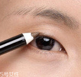 丹鳳眼怎么畫(huà)眼影 丹鳳眼怎么畫(huà)眼影好看