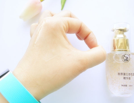 迷奇膠原蛋白活性金精華液怎么樣？