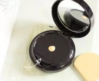 雅詩(shī)蘭黛氣墊有幾種 雅詩(shī)蘭黛氣墊大盤點(diǎn) 雅詩(shī)蘭黛氣墊有幾種 雅詩(shī)蘭黛氣墊大盤點(diǎn)