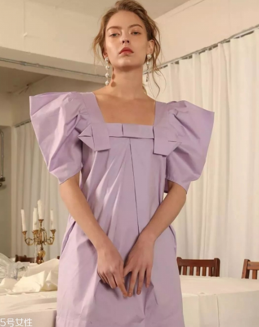 蛋糕裙適合什么人穿 蛋糕裙搭配什么上衣 蛋糕裙適合什么人穿 蛋糕裙搭配什么上衣