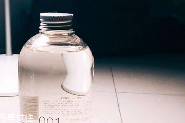 玉肌洗發(fā)水控油嗎？玉肌洗發(fā)水有控油功效嗎？