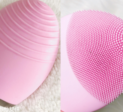 luna和飛利浦潔面儀哪個好？luna和飛利浦潔面儀對比