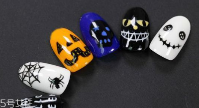 q版萬(wàn)圣節(jié)美甲怎么做？q版萬(wàn)圣節(jié)美甲教程