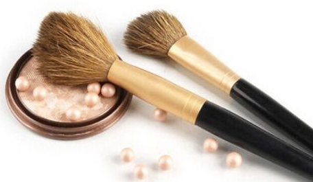 沒有水怎么清洗化妝刷？無水清洗化妝刷的方法