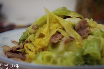 牛心菜和牛有關(guān)系嗎？牛心菜和牛沒(méi)有關(guān)系