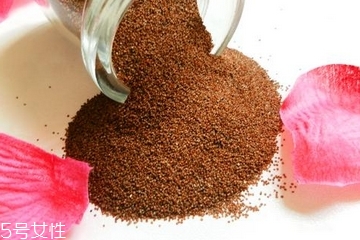 海藻面膜的功效與作用 用海藻面膜有什么好處？