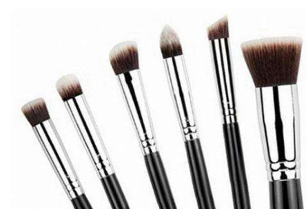 化妝刷能用橄欖油洗嗎？橄欖油怎么把化妝刷洗干凈？