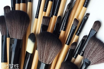 人造毛化妝刷怎么清洗？人造毛化妝刷用什么清洗？