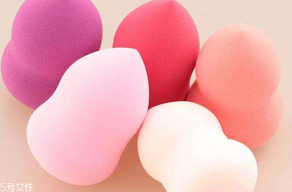美妝蛋能用洗發(fā)水洗嗎？洗發(fā)水能把美妝蛋洗干凈嗎？