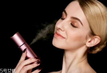 補(bǔ)水儀有用嗎 補(bǔ)水儀有效果嗎 補(bǔ)水儀有用嗎 補(bǔ)水儀有效果嗎