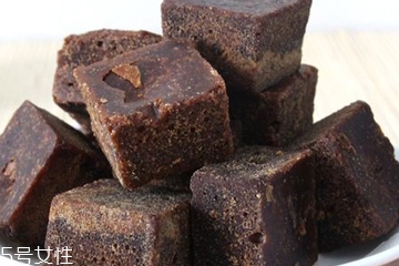 紅糖面膜用什么紅糖最好？用紅糖怎么敷臉美白？