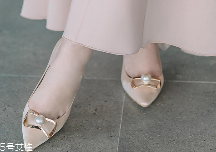 今年流行什么單鞋？今年最火的單鞋款式