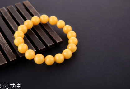 蜜蠟手串怎么盤？蜜蠟手串盤玩技巧