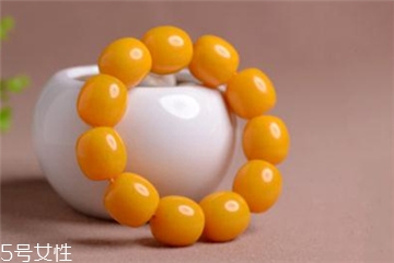 蜜蠟手串怎么盤？蜜蠟手串盤玩技巧