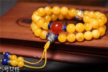 蜜蠟手串怎么保養(yǎng)？蜜蠟手串保養(yǎng)法則