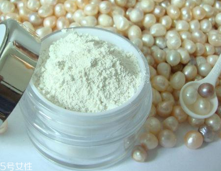 珍珠粉可以洗澡嗎？珍珠粉洗澡能去雞皮嗎？