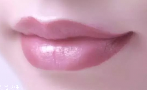 口紅的正確涂法 口紅的正確涂抹方式 口紅的正確涂法 口紅的正確涂抹方式