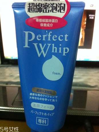 皂基洗面奶是堿性的嗎？皂基洗面奶是堿性還是酸性？