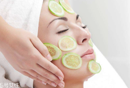 黃瓜敷臉能祛斑嗎？黃瓜敷臉有祛斑功效嗎？