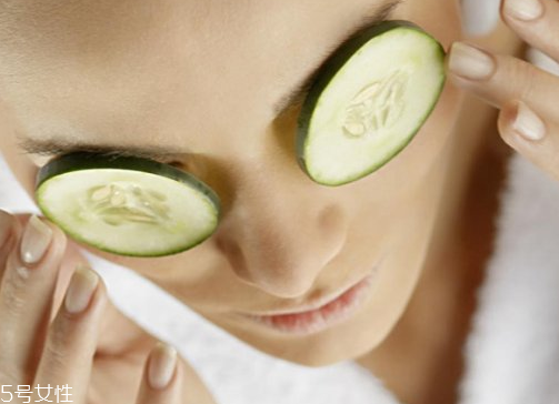黃瓜敷臉能補(bǔ)水嗎？黃瓜敷臉有補(bǔ)水效果嗎？