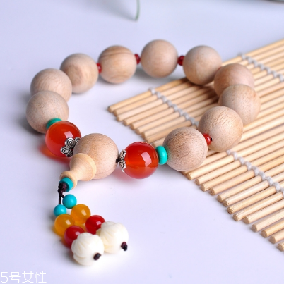 崖柏手串用上油嗎？崖柏手串需不需要上油？