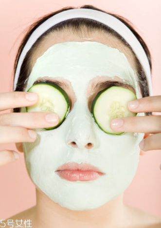 黃瓜敷臉后要用護(hù)膚品嗎？