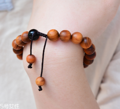 崖柏手串真假識別方法 崖柏手串真假怎么看？