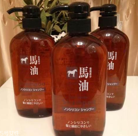 馬油洗發(fā)水防脫發(fā)嗎？馬油洗發(fā)水有防脫發(fā)功效嗎？
