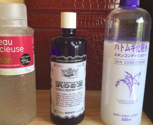 玫瑰水和薏仁水哪個好？玫瑰水和薏仁水對比