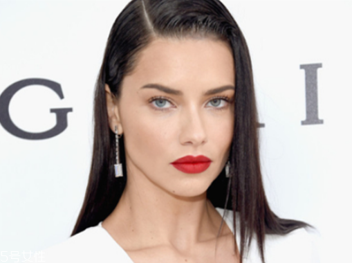 打瘦臉針一針多少錢啊 瘦臉針多少錢一針 打瘦臉針一針多少錢啊 瘦臉針多少錢一針