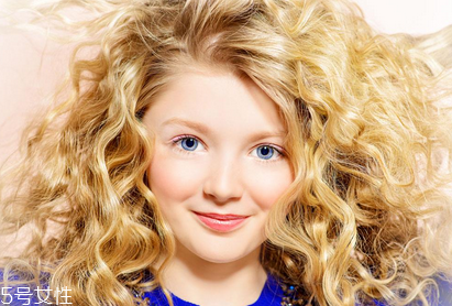 燙發(fā)后脫發(fā)怎么辦？燙發(fā)后脫發(fā)會恢復(fù)么？