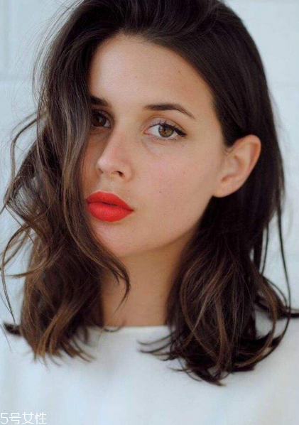 燙發(fā)后脫發(fā)怎么辦？燙發(fā)后脫發(fā)會恢復(fù)么？