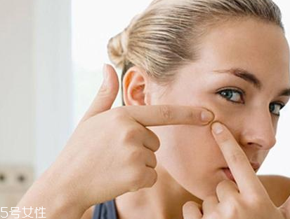 熬夜怎么預(yù)防長痘痘？熬夜避免爆痘的方法