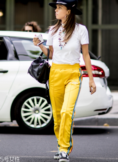 褲子發(fā)霉了怎么洗掉？褲子發(fā)霉清洗辦法