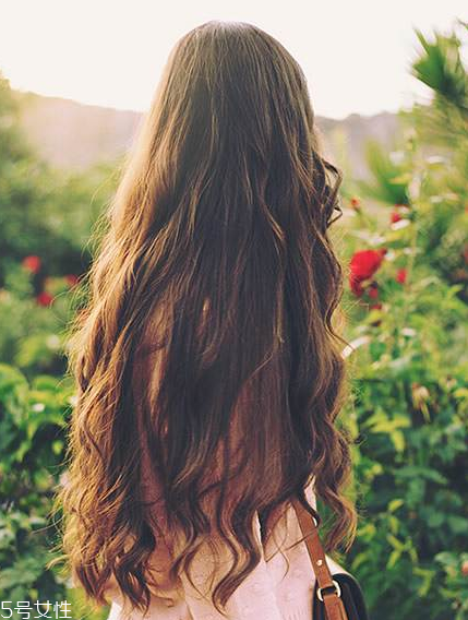 燙發(fā)會過敏嗎？燙發(fā)過敏有哪些癥狀？