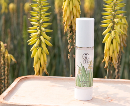 尋薈記和昭貴哪個(gè)好？尋薈記和昭貴蘆薈膠對比