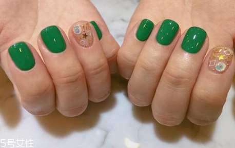 2018海邊度假美甲圖片 度假風(fēng)美甲讓心情美到冒泡 2018海邊度假美甲圖片 度假風(fēng)美甲讓心情美到冒泡