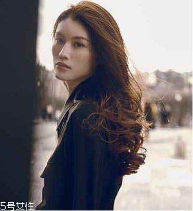 發(fā)質(zhì)很好燙發(fā)會(huì)傷發(fā)嗎？燙發(fā)后發(fā)質(zhì)會(huì)恢復(fù)嗎？