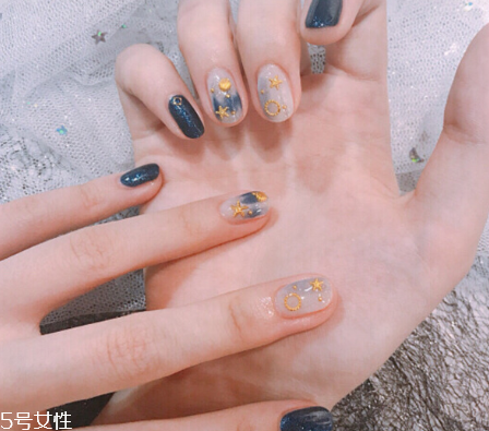 2022夏季最新美甲圖片 ins美甲讓你輕松降溫5度 2022夏季最新美甲圖片 ins美甲讓你輕松降溫5度