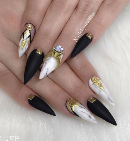 個(gè)性美甲圖片2018 讓人過目難忘的瀟灑酷帥美甲