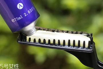 漂染頭發(fā)多少錢？含漂發(fā)和染發(fā)兩個(gè)項(xiàng)目