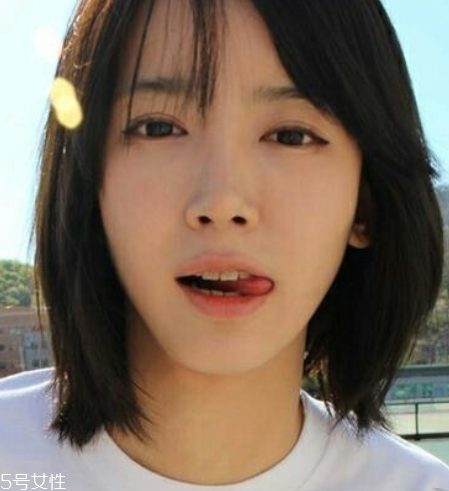 清純短發(fā)發(fā)型女2022 人見(jiàn)人愛(ài)的清純系短發(fā)