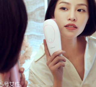 易科美納米點(diǎn)陣靠譜嗎？易科美點(diǎn)陣嫩膚美容儀有效嗎