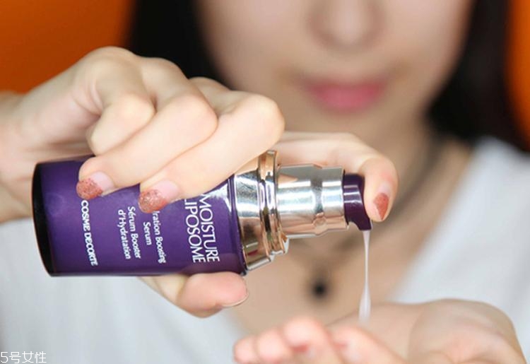 精華液有必要用嗎？精華液有什么作用和功效？