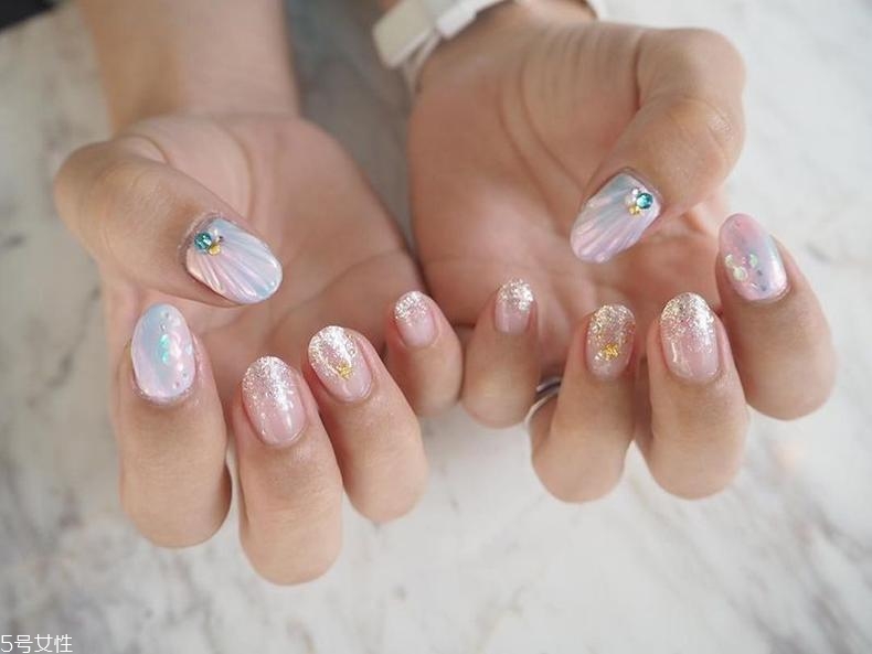 2018海邊度假美甲圖片 度假風(fēng)美甲讓心情美到冒泡 2018海邊度假美甲圖片 度假風(fēng)美甲讓心情美到冒泡