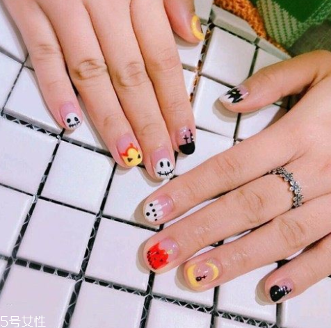 萬圣節(jié)女巫美甲教程 零基礎(chǔ)也可以畫很美 萬圣節(jié)女巫美甲教程 零基礎(chǔ)也可以畫很美